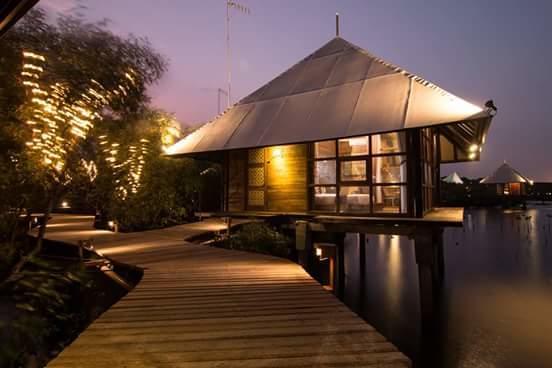 Beejay Bakau Resort Проболинго Экстерьер фото